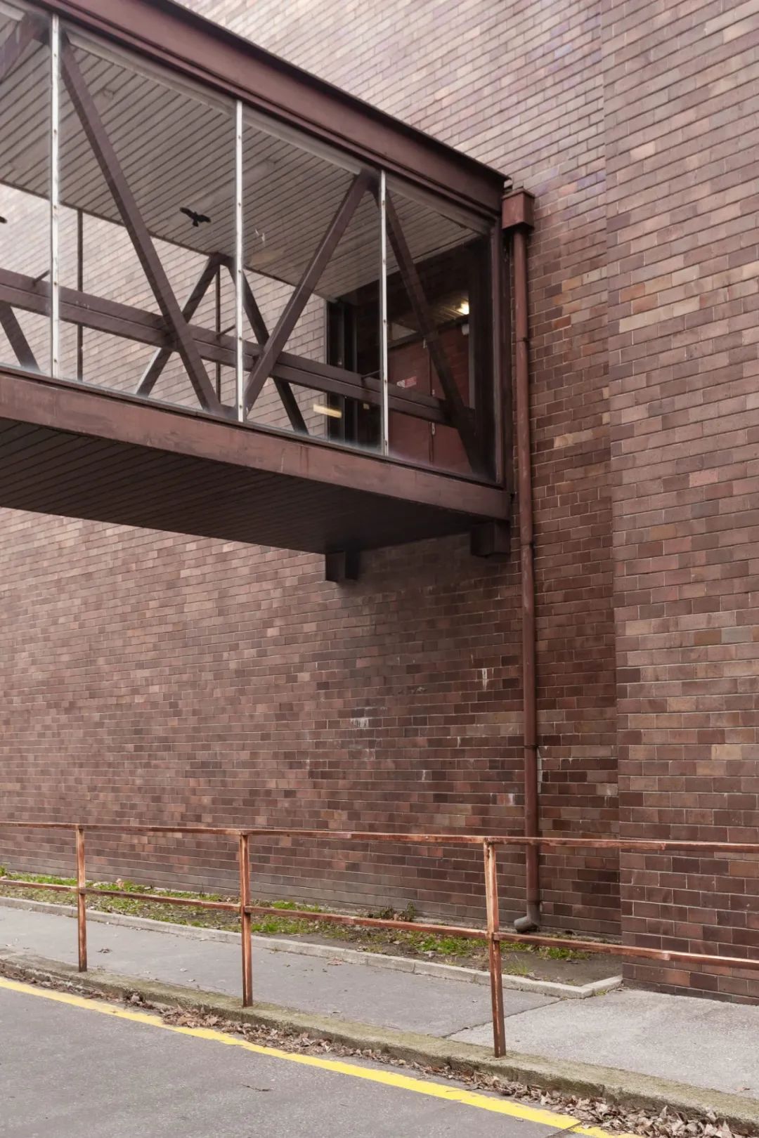 斯洛伐克广播大楼：被评为世界最丑建筑的它其实并不丑(图9)