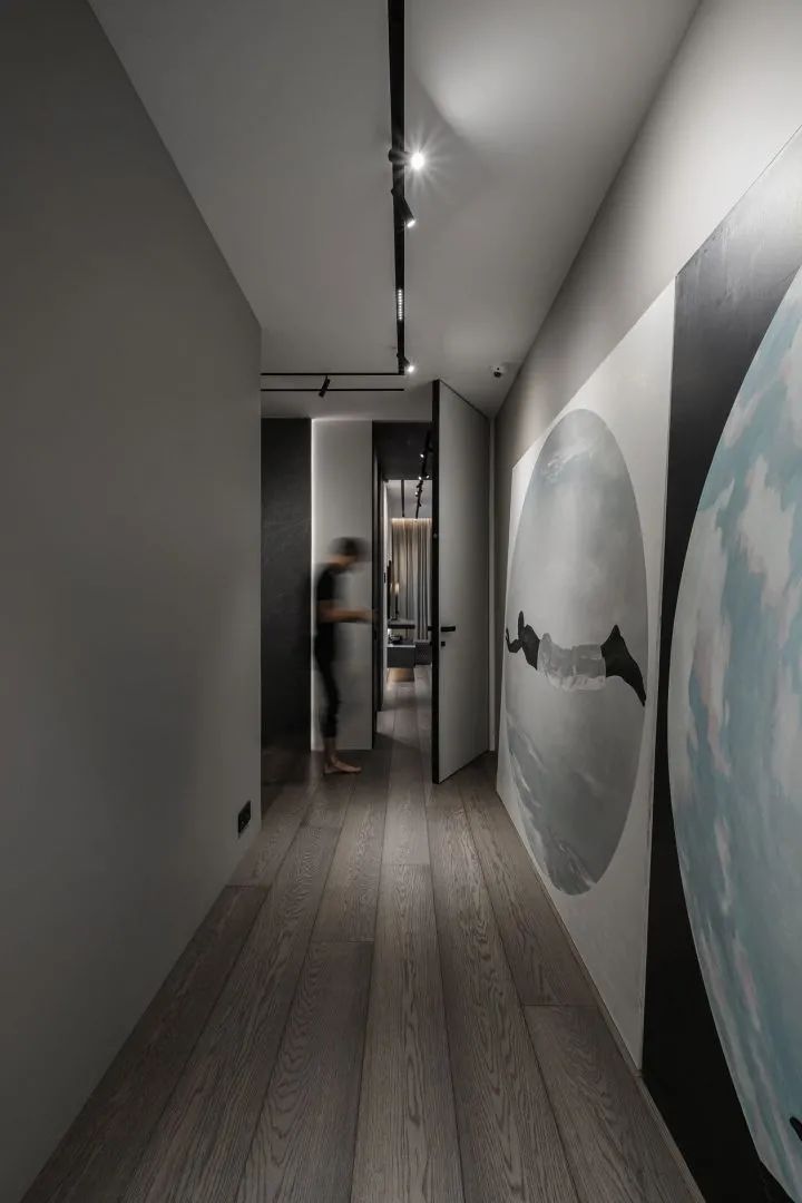 160m²高级灰公寓，极致的现代感(图2)
