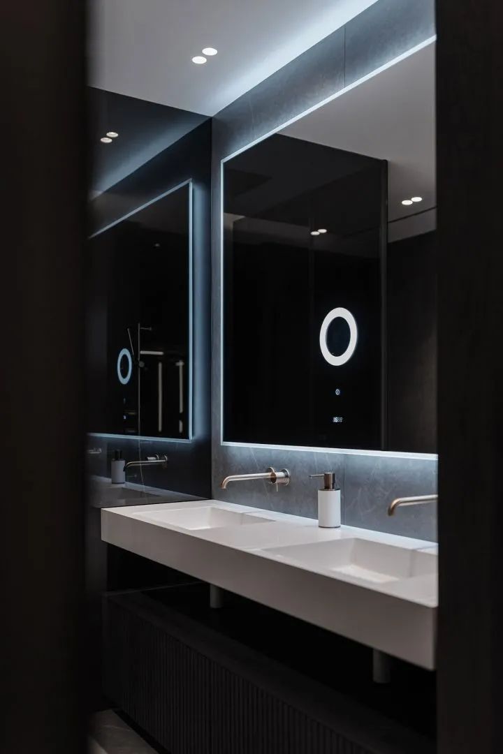 160m²高级灰公寓，极致的现代感(图19)