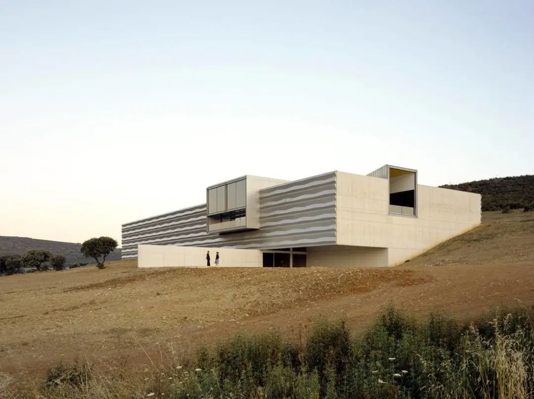 西班牙独有的空间建筑语言(图15)