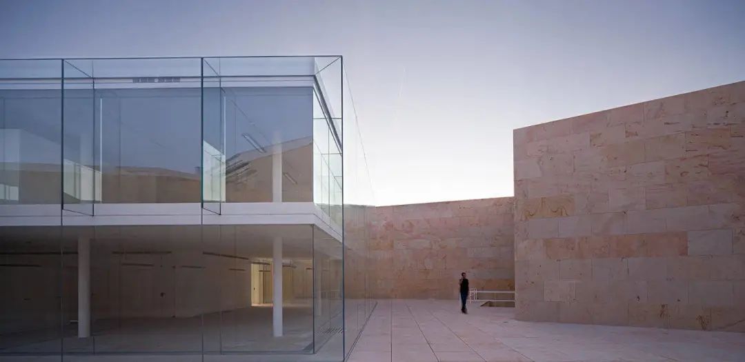 西班牙独有的空间建筑语言(图20)