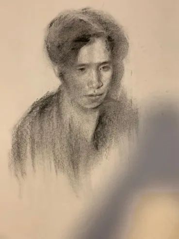 中央美院基础部素描作品欣赏，果然不凡！(图54)