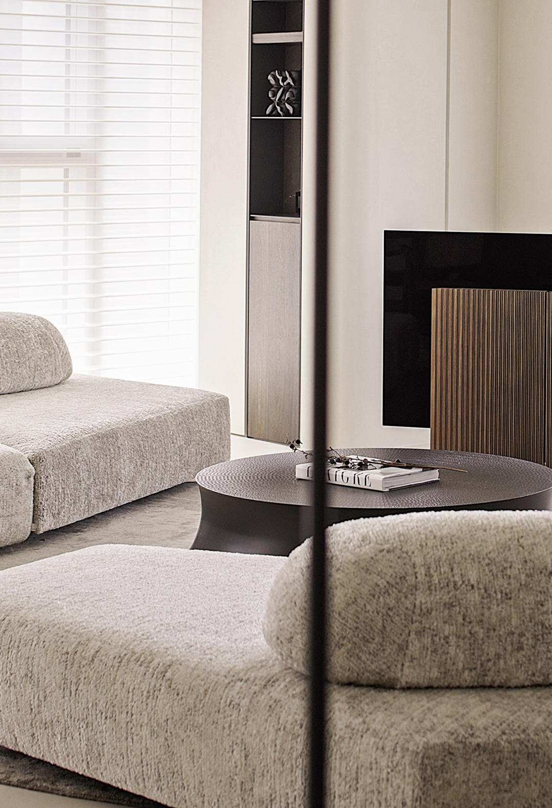 唐忠汉 ｜ 隐谧之所 ，勾勒克制与本真(图12)