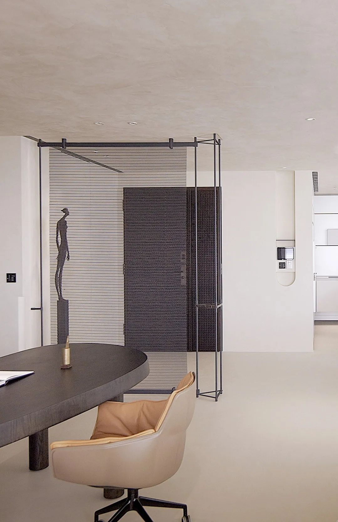 唐忠汉 ｜ 隐谧之所 ，勾勒克制与本真(图14)