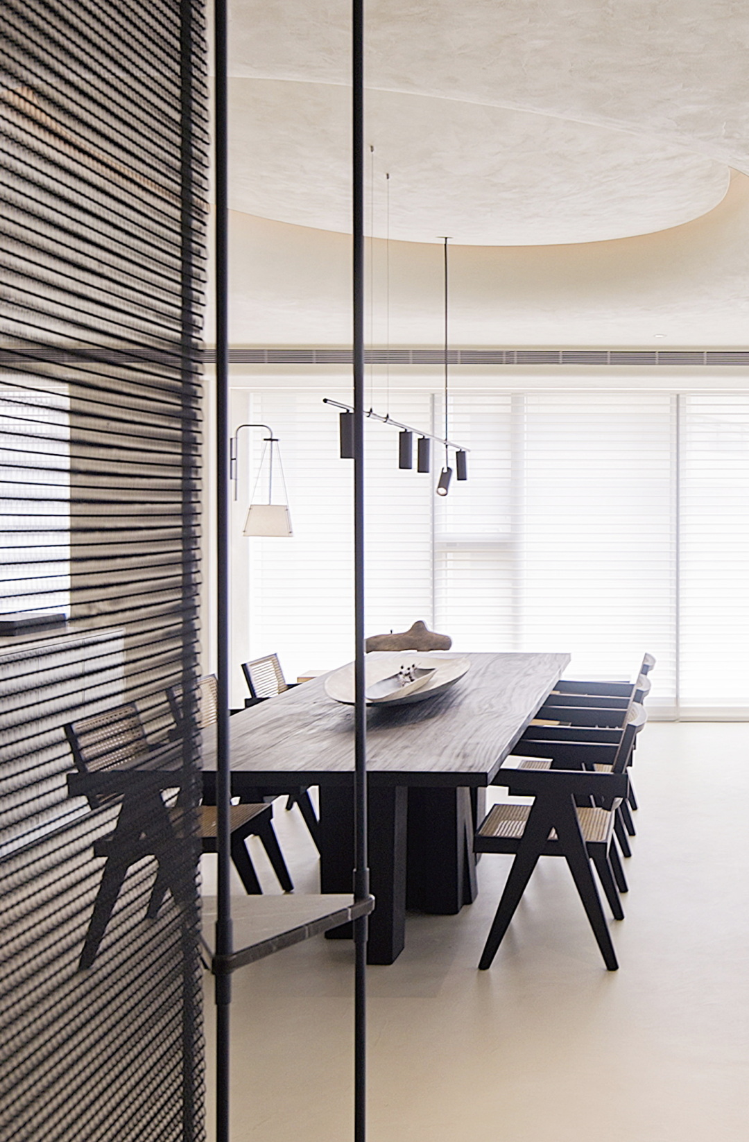 唐忠汉 ｜ 隐谧之所 ，勾勒克制与本真(图23)