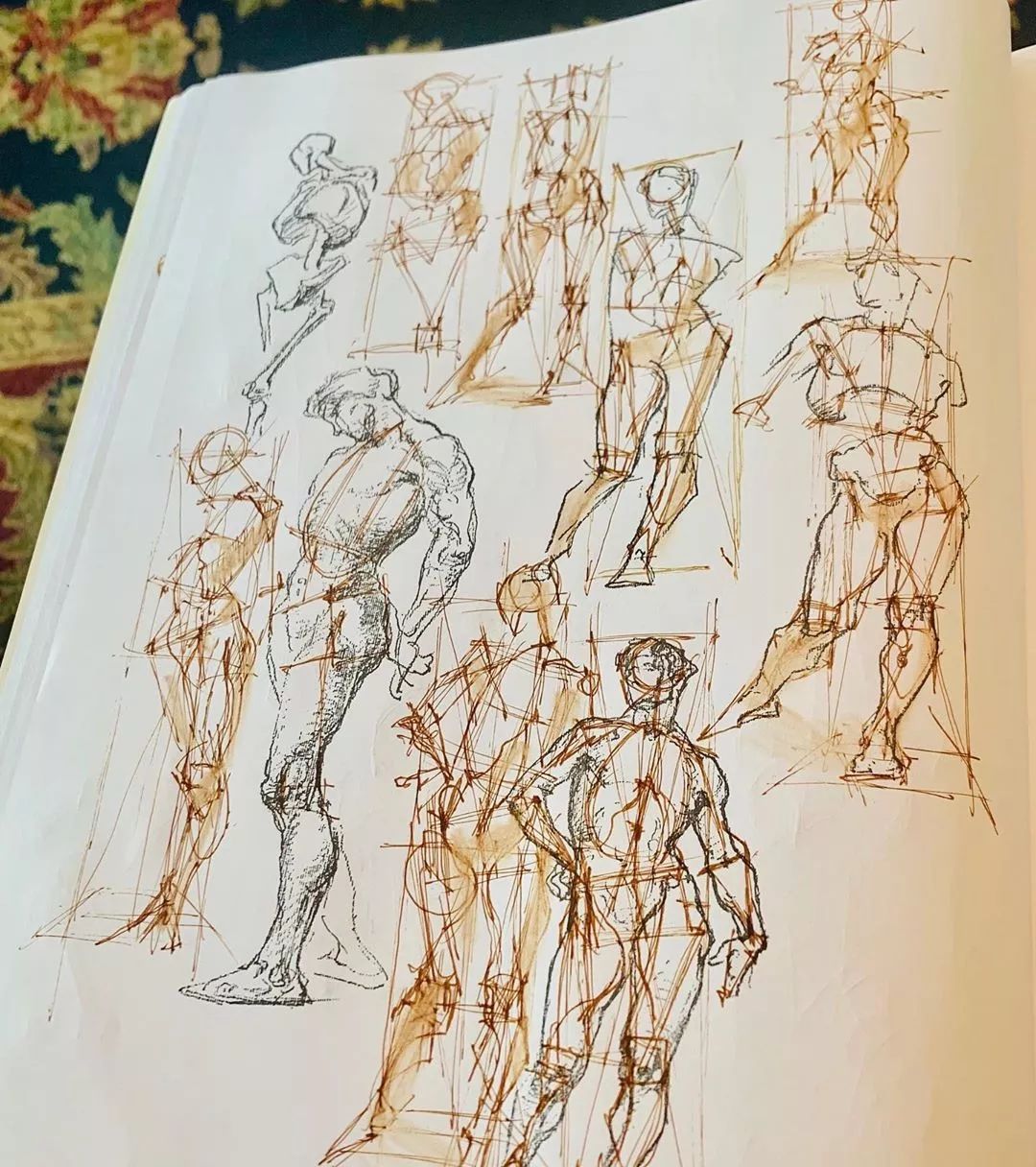 一组来自外站的艺术家作品(图10)