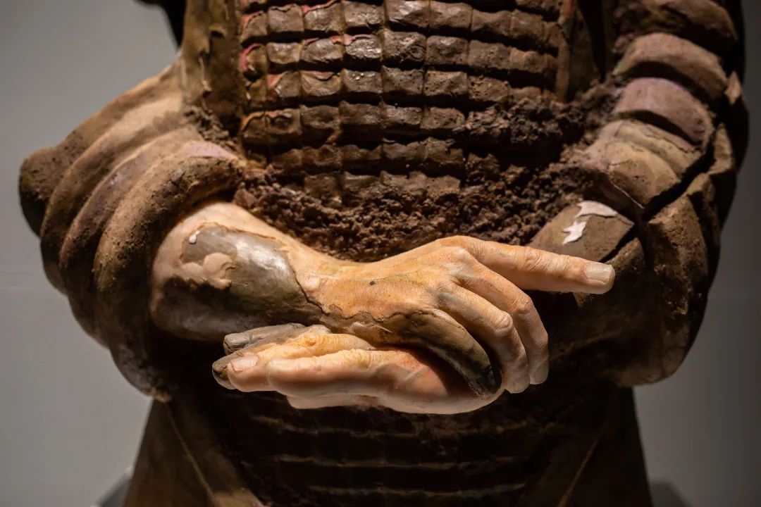 广美最硬核的毕设！用1400斤钢筋铸雕塑致敬建筑工人父亲……(图31)