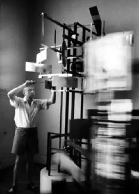 罗永浩看好的AR，艺术家是怎么玩儿的？(图9)