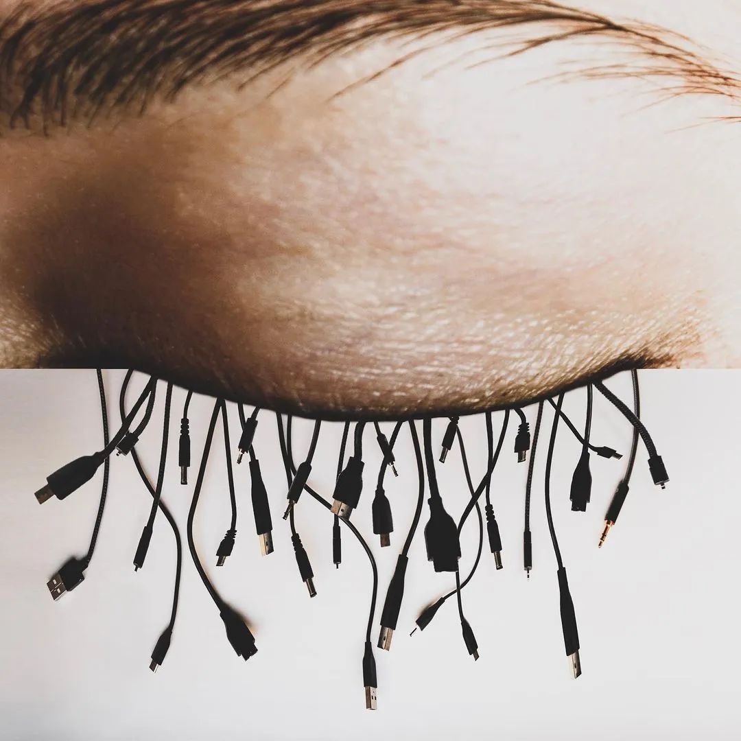 她用身体作画，10万粉丝捂脸看，这是我们能看的吗？她“好色”，但是我们好爱！(图38)