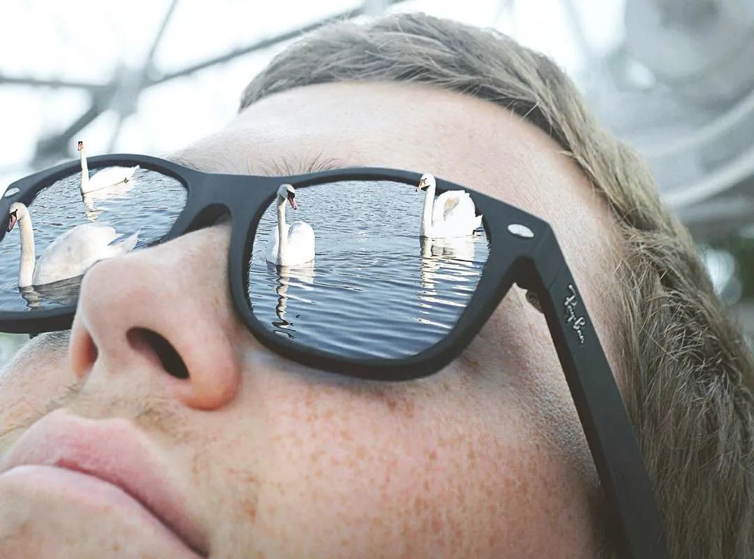 她用身体作画，10万粉丝捂脸看，这是我们能看的吗？她“好色”，但是我们好爱！(图40)