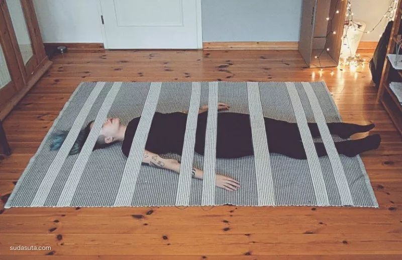 她用身体作画，10万粉丝捂脸看，这是我们能看的吗？她“好色”，但是我们好爱！(图44)