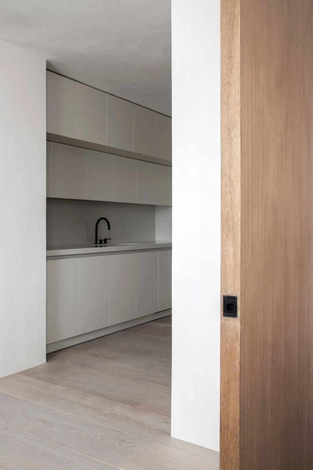 3套侘寂风公寓，质朴简约的高级感(图28)