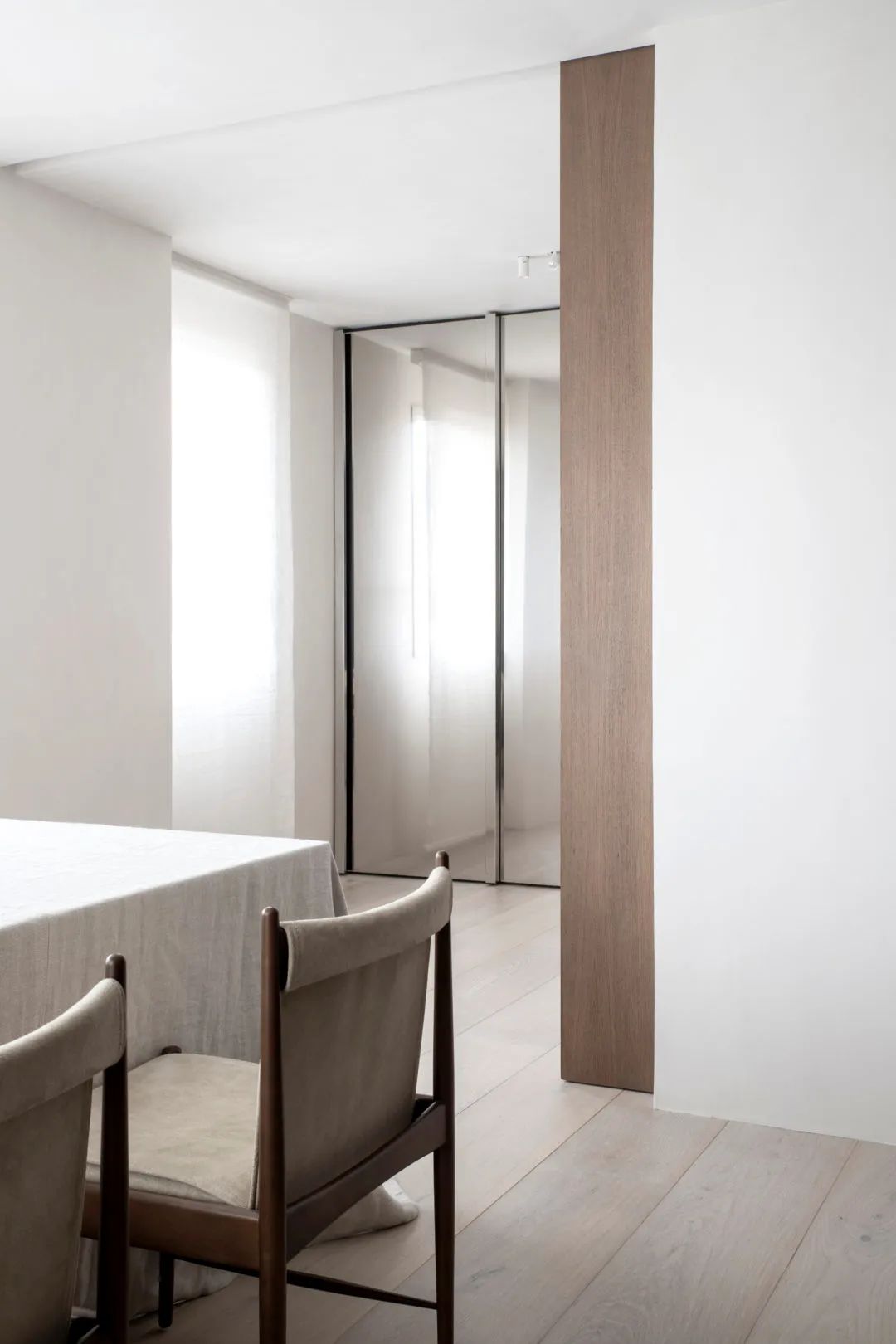 3套侘寂风公寓，质朴简约的高级感(图27)