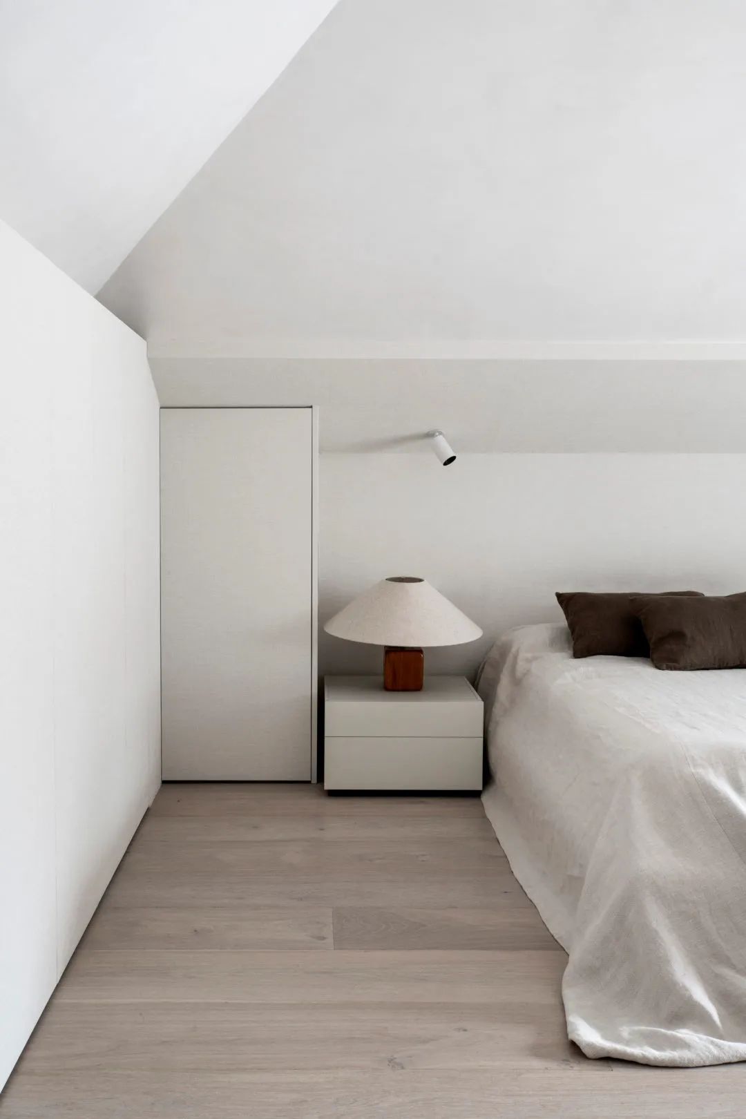 3套侘寂风公寓，质朴简约的高级感(图35)