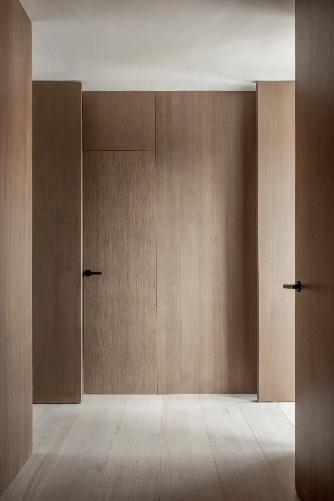 3套侘寂风公寓，质朴简约的高级感(图33)