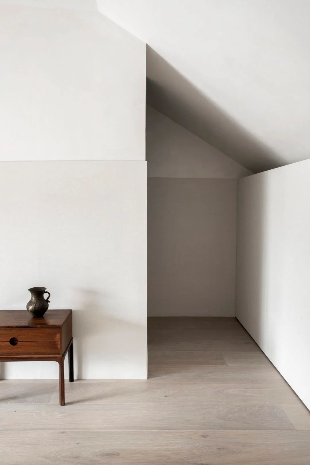 3套侘寂风公寓，质朴简约的高级感(图36)