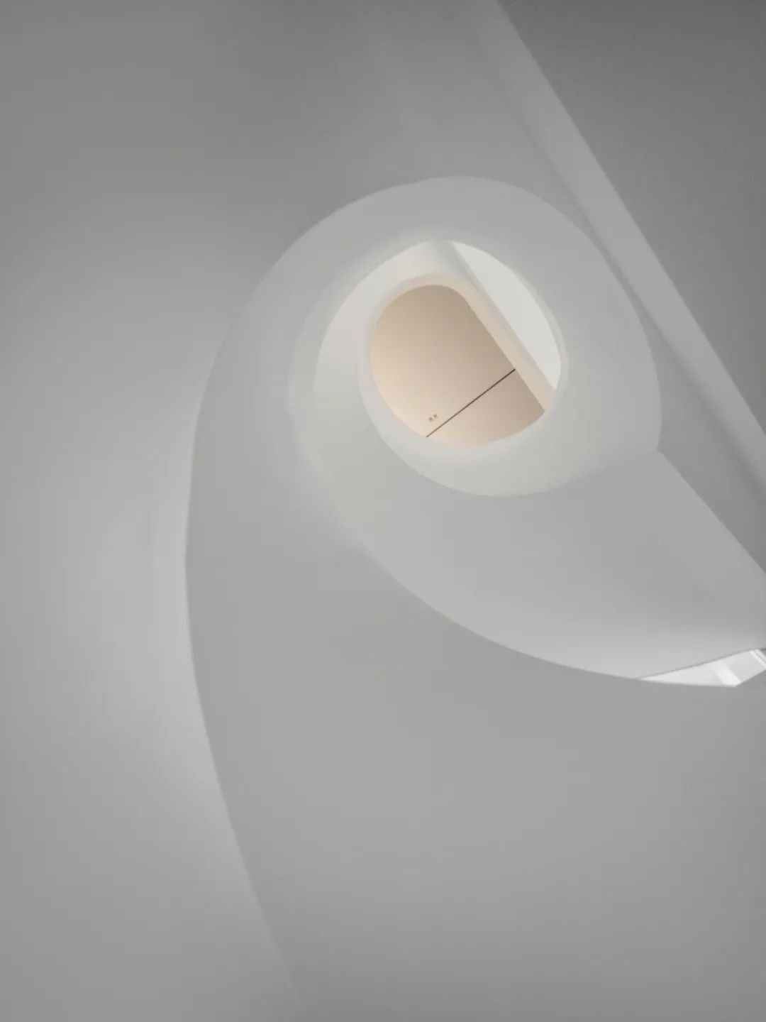 将地下庭院改造成半地下阳光房，舒适又惬意 | 仝设计(图7)