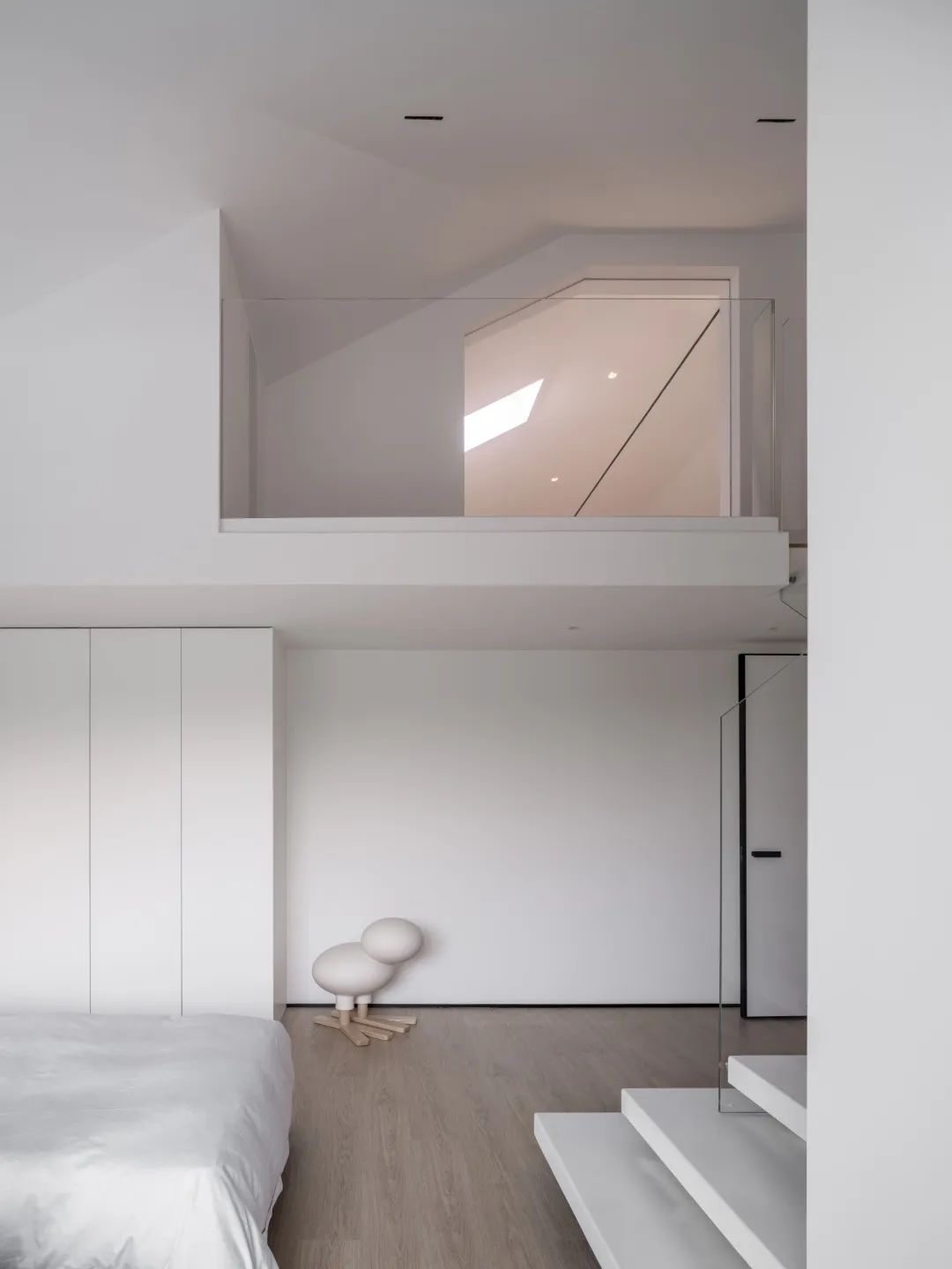 将地下庭院改造成半地下阳光房，舒适又惬意 | 仝设计(图28)