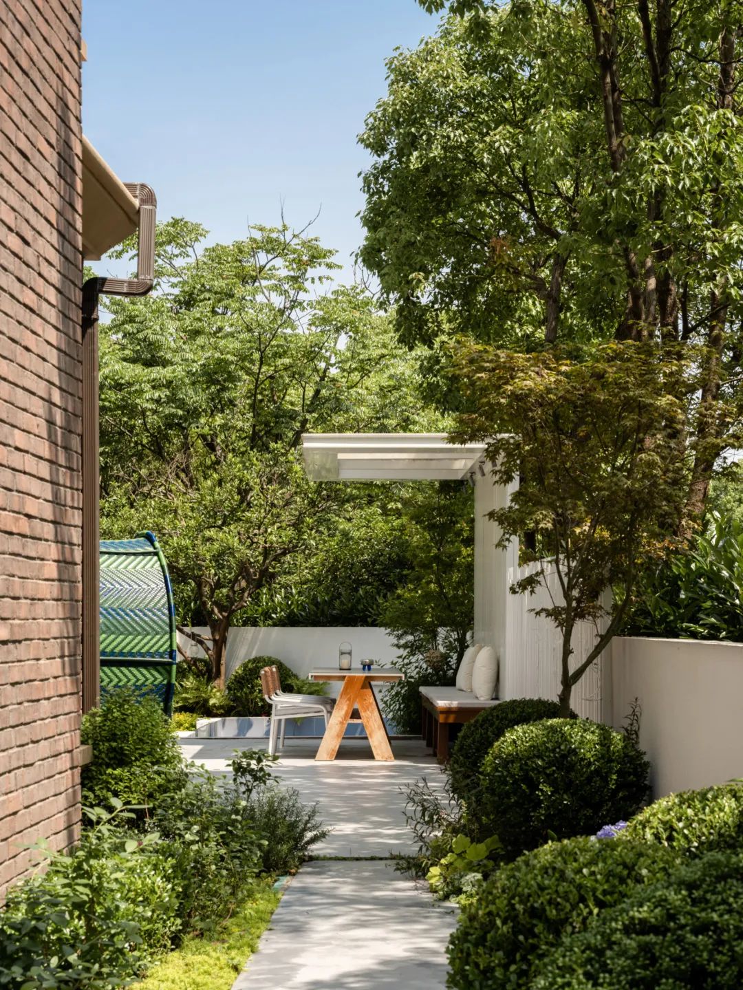 将地下庭院改造成半地下阳光房，舒适又惬意 | 仝设计(图32)