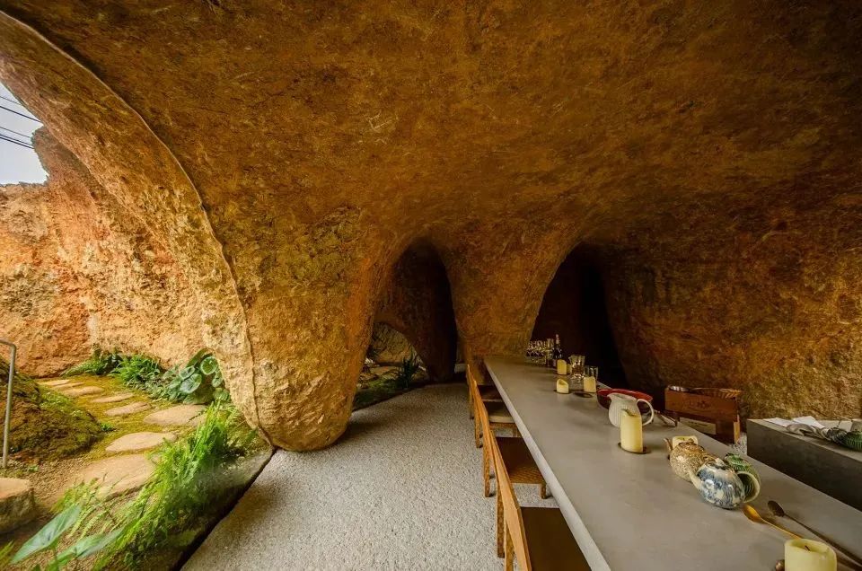 用考古的方式，挖出一座房子(图10)