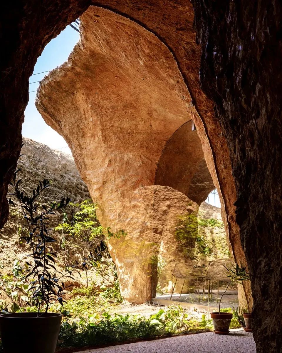用考古的方式，挖出一座房子(图17)