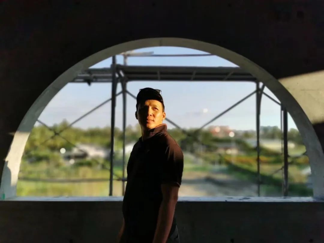 “野路子”设计师，设计的清水混凝土盒子，意外入围了建筑界大奖(图5)
