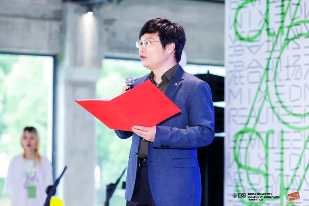「混合现场」丨2023同济大学设计创意学院/上海国际设计创新学院毕业设计展开幕!(图3) 「混合现场」丨2023同济大学设计创意学院/上海国际设计创新学院毕业设计展开幕!(图3)