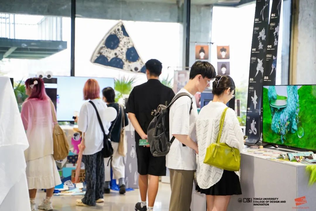 「混合现场」丨2023同济大学设计创意学院/上海国际设计创新学院毕业设计展开幕!(图24) 「混合现场」丨2023同济大学设计创意学院/上海国际设计创新学院毕业设计展开幕!(图24)