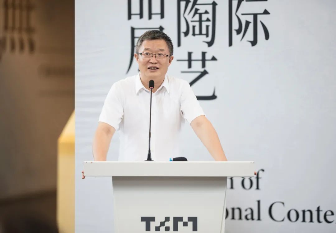 开幕 | “凝固的韵律：国际当代陶艺作品展”盛夏呈现火泥成器的无言大美(图6)