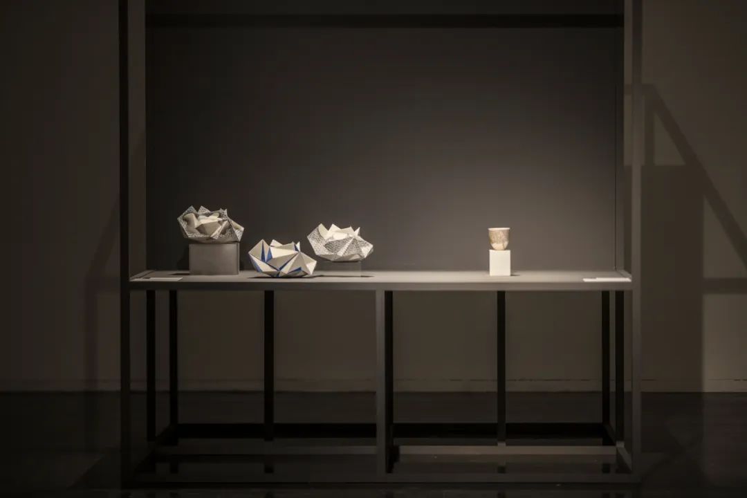 开幕 | “凝固的韵律：国际当代陶艺作品展”盛夏呈现火泥成器的无言大美(图22)