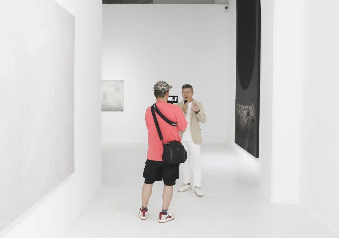 展览现场丨新朦胧系列展:场(图11) 展览现场丨新朦胧系列展:场(图11)