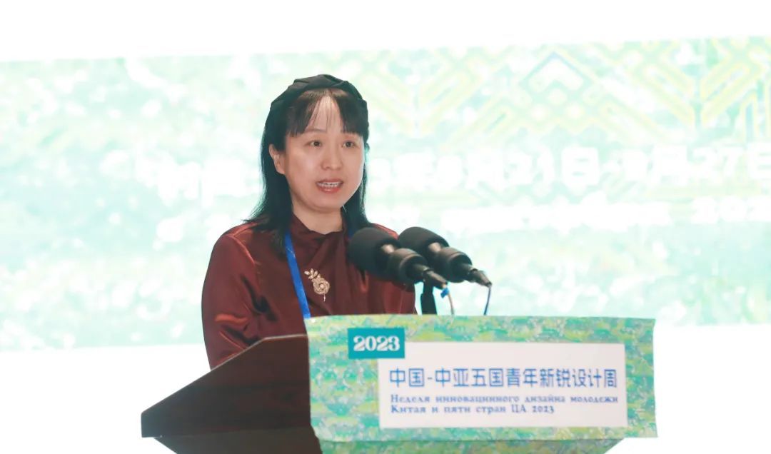 2023年“中国—中亚五国青年新锐设计周”在新疆举办(图2) 2023年“中国—中亚五国青年新锐设计周”在新疆举办(图2)