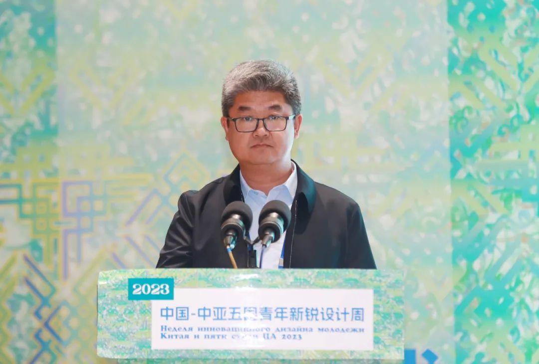 2023年“中国—中亚五国青年新锐设计周”在新疆举办(图5) 2023年“中国—中亚五国青年新锐设计周”在新疆举办(图5)