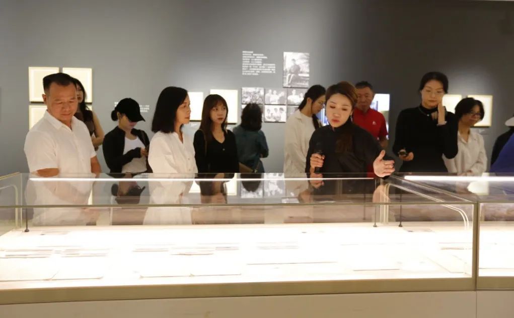 “一江春水向东流——蔡楚生的艺术人生”在何香凝美术馆对外开放(图8) “一江春水向东流——蔡楚生的艺术人生”在何香凝美术馆对外开放(图8)