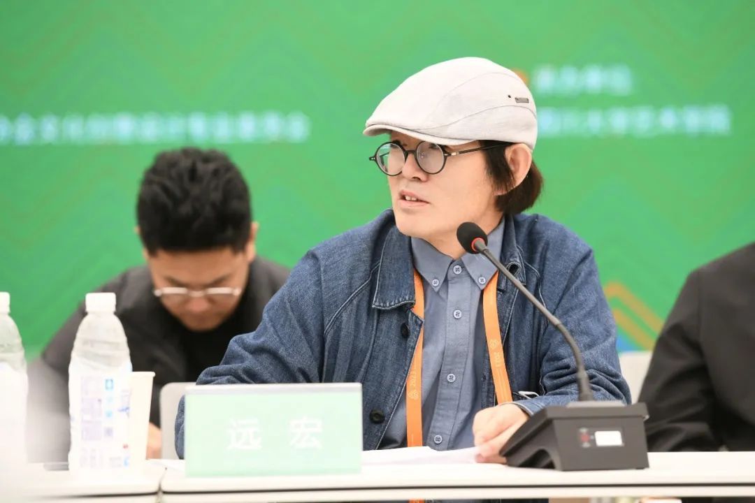 “共融·共创——文化创意设计论坛暨中国民族民间工艺美术家协会文化创意设计专业委员会成立大会”在四川大学艺术学院成功举行(图44) 44.jpg