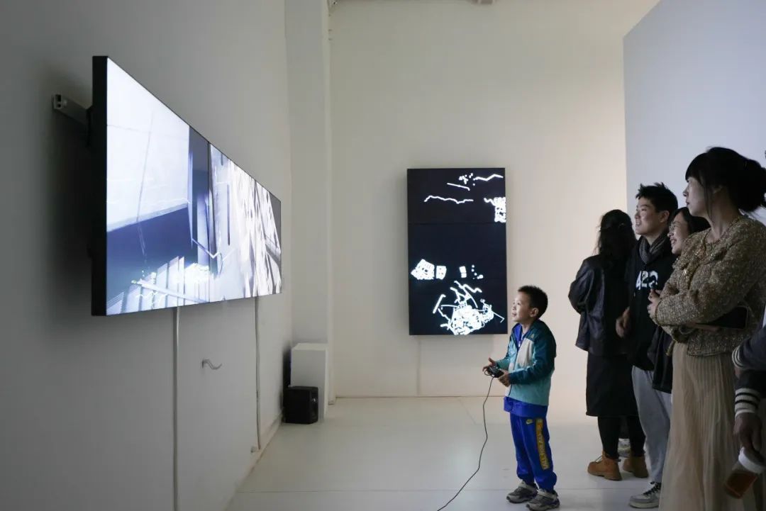 展览现场丨张文超:隐在一座剧场里经过(图16) 14.jpg